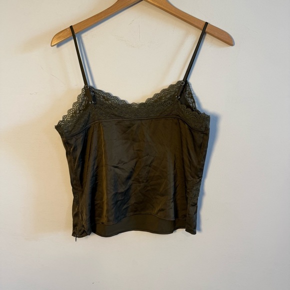 Express Olive Lace Cami, Size M, NWT - Picture 4 of 9